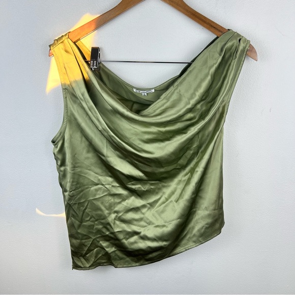 NEW Reformation Annika Silk Top - Picture 2 of 7